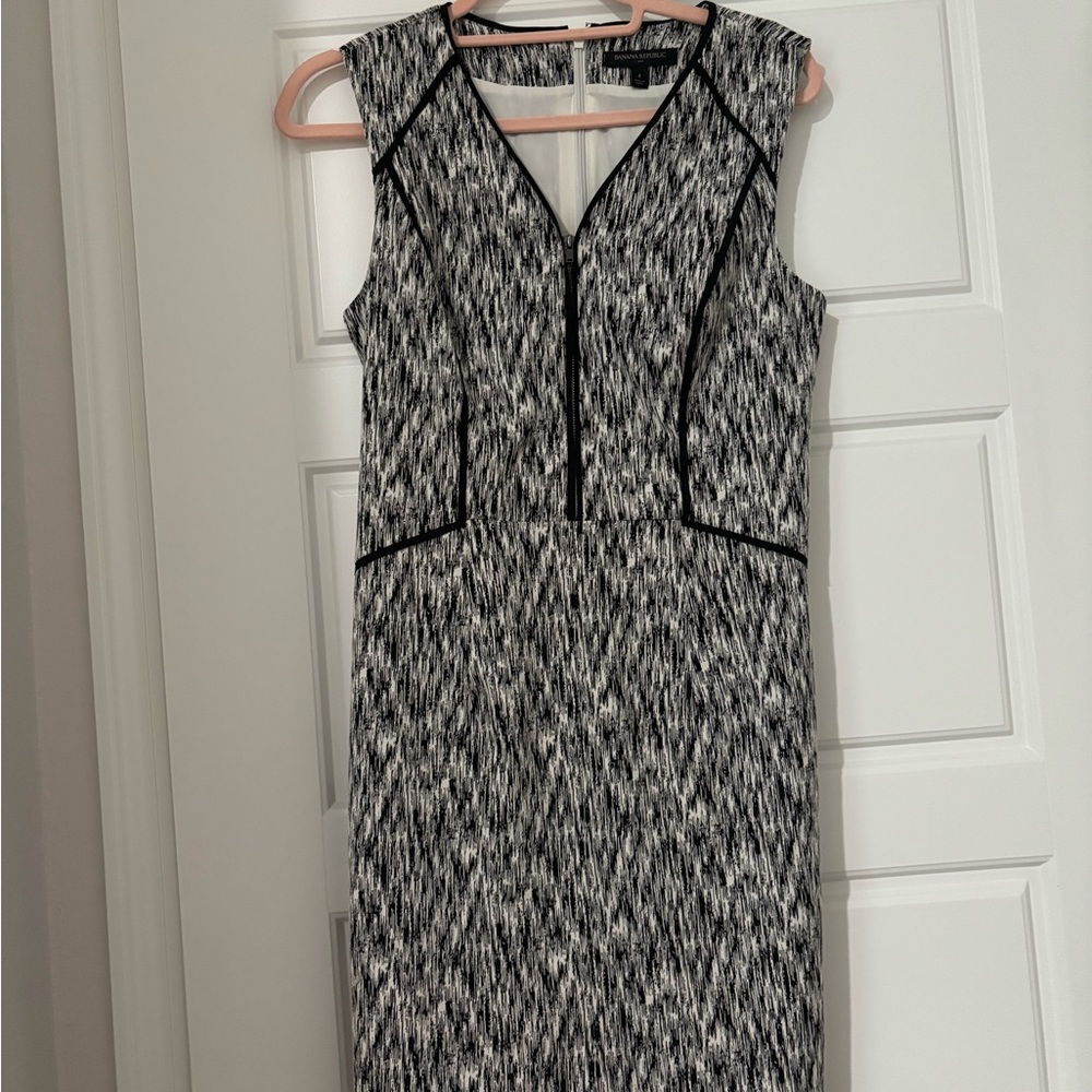 Sleeveless Black and White Dress